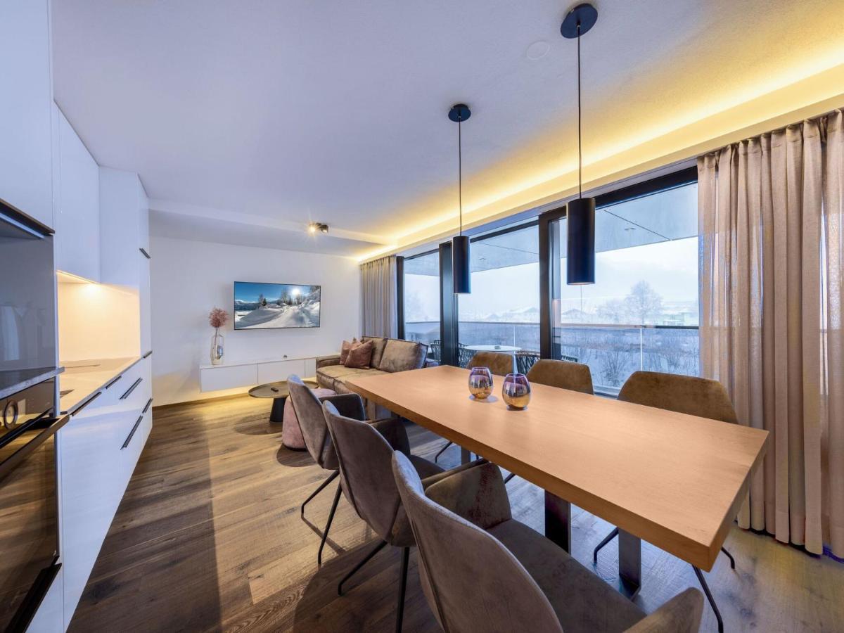 Apartment B-home, *